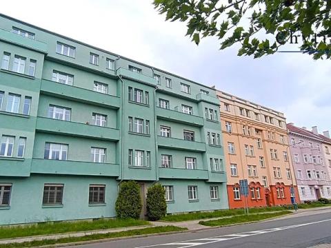 Pronájem bytu 2+kk, Přerov, nábř. Dr. Edvarda Beneše, 54 m2