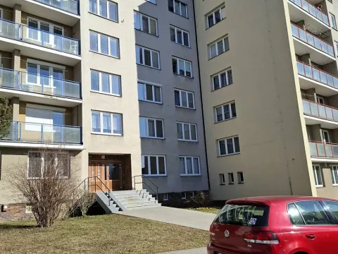 Prodej bytu 3+1, Tábor, Budovatelů, 83 m2