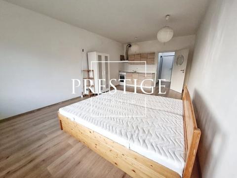 Pronájem bytu 1+kk, Praha - Letňany, Pavla Beneše, 45 m2