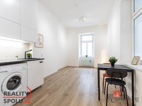 Pronájem bytu 1+kk, Brno - Zábrdovice, Körnerova, 21 m2