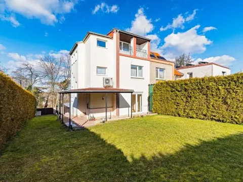 Prodej rodinného domu, Praha - Ruzyně, Huberova, 270 m2