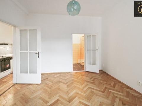 Pronájem bytu 1+1, Praha - Košíře, Prachnerova, 30 m2