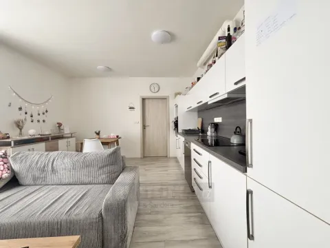 Pronájem bytu 3+kk, Včelná, Pod Tratí, 76 m2