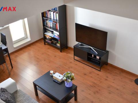 Pronájem bytu 2+kk, Praha - Záběhlice, Jabloňová, 49 m2