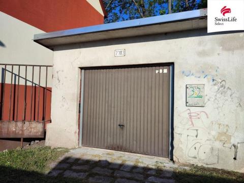 Prodej garáže, Jihlava, 27 m2