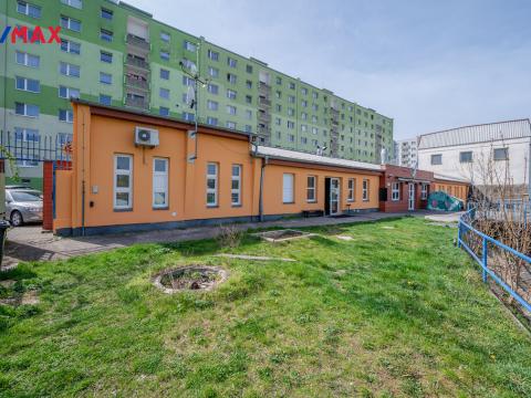 Prodej komerční nemovitosti, Jirkov, U Stadionu, 453 m2