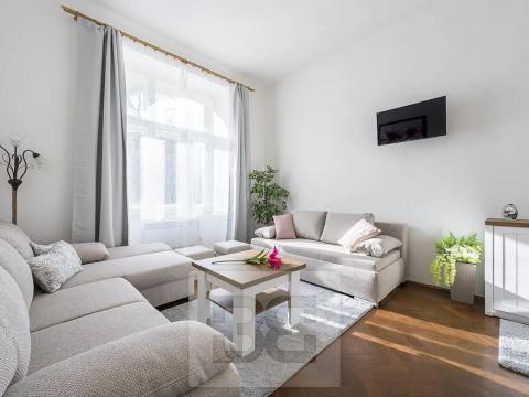 Pronájem bytu 2+1, Praha - Vinohrady, Vinohradská, 46 m2