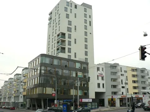 Pronájem garážového stání, Brno, Purkyňova, 14 m2