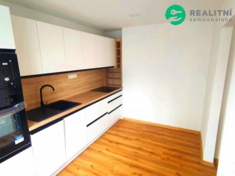 Pronájem bytu 2+1, Frýdek-Místek - Místek, Jaroslava Lohrera, 52 m2