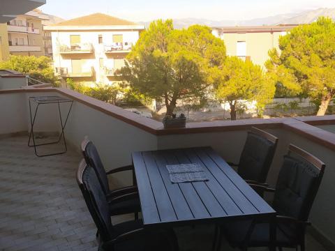 Prodej bytu 3+kk, Scalea, Kalábrie, Itálie, 60 m2