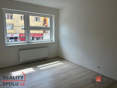 Pronájem bytu 1+kk, Brno - Trnitá, Křenová, 27 m2