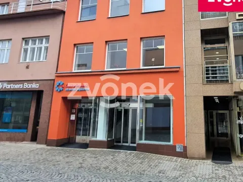 Pronájem obchodního prostoru, Zlín, Rašínova, 147 m2