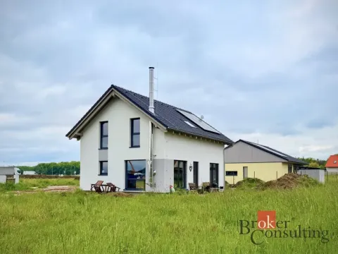 Prodej rodinného domu, Sezemice - Počaply, 125 m2