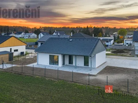 Prodej rodinného domu, Sezemice - Počaply, 90 m2