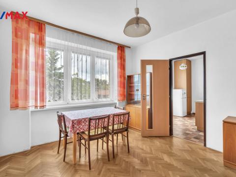 Prodej bytu 2+1, Hradec Králové - Slezské Předměstí, třída SNP, 54 m2