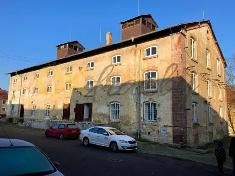 Dražba činžovního domu, Mšené-lázně, Prosek, 1357 m2