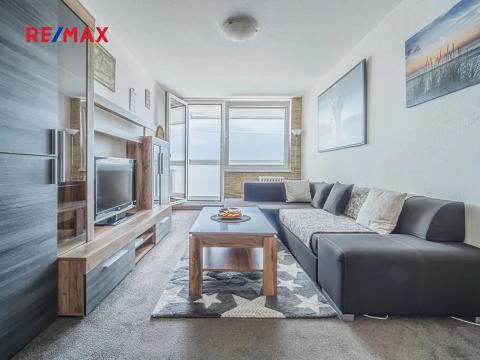 Prodej bytu 2+kk, Praha - Horní Měcholupy, Milánská, 49 m2