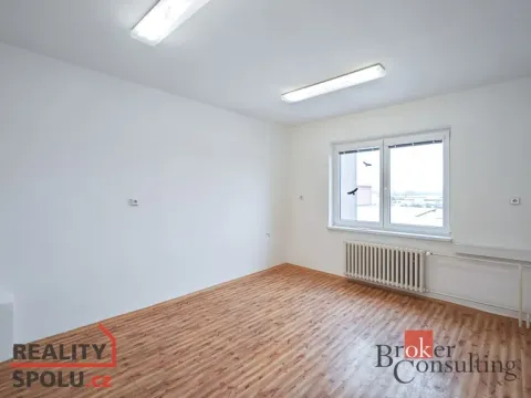 Prodej obchodního prostoru, Pardubice - Zelené Předměstí, V Ráji, 740 m2