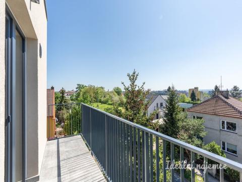 Pronájem bytu 2+kk, Praha - Kyje, Za černým mostem, 42 m2