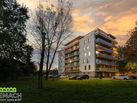 Prodej bytu 3+kk, Uherské Hradiště, Štěpnická, 74 m2