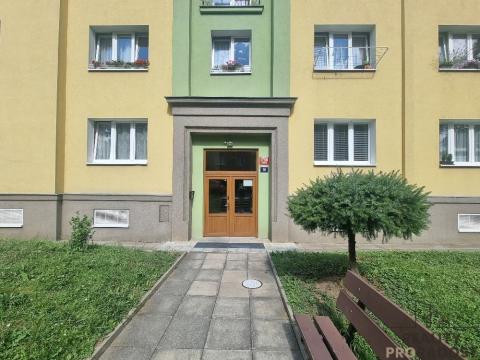 Pronájem bytu 2+1, Praha - Strašnice, Krupská, 64 m2