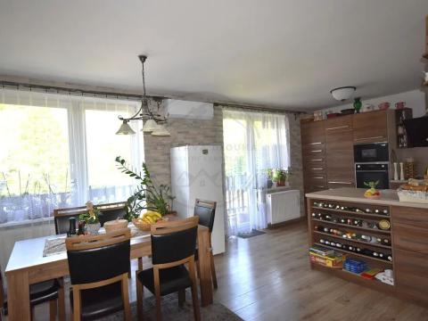 Prodej bytu 3+1, Bělá pod Pradědem, 74 m2