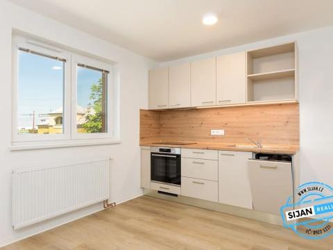 Pronájem bytu 2+kk, Opava, Krnovská, 36 m2