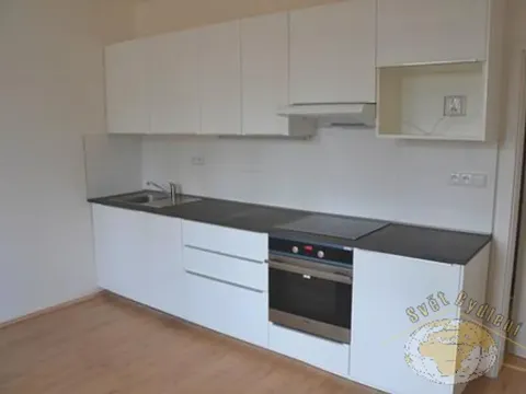 Pronájem bytu 2+kk, Praha - Kyje, Blatská, 35 m2