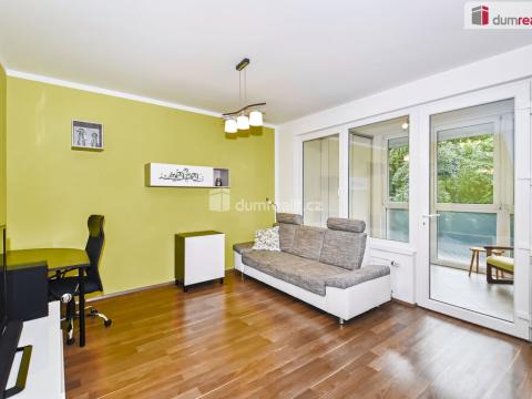 Prodej bytu 2+kk, Praha - Hloubětín, Nademlejnská, 38 m2
