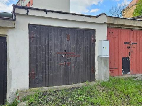 Pronájem garáže, Teplice, Smetanova, 20 m2