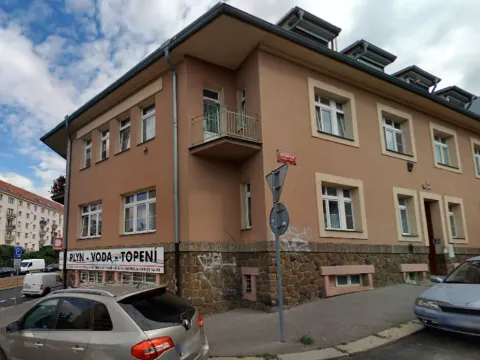 Dražba bytu 2+1, Praha - Strašnice, Petrovická, 65 m2