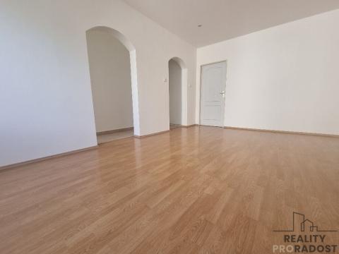 Pronájem bytu 3+1, Kladno - Kročehlavy, Dánská, 74 m2