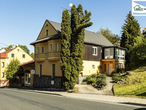 Prodej rodinného domu, Luby, Revoluční, 250 m2