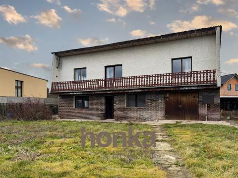Prodej rodinného domu, Běštín, 193 m2