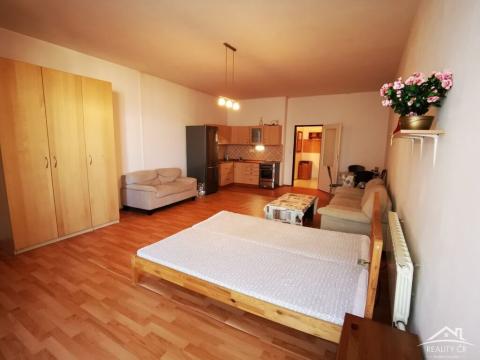 Pronájem bytu 1+kk, Jihlava, Srázná, 52 m2