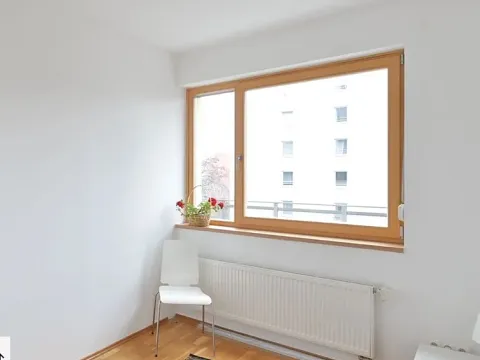 Pronájem bytu 2+kk, Praha - Vokovice, Tibetská, 62 m2