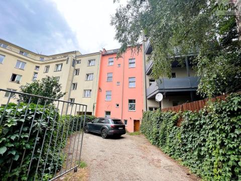 Pronájem bytu 2+1, Ústí nad Labem - Ústí nad Labem-centrum, Stará, 70 m2