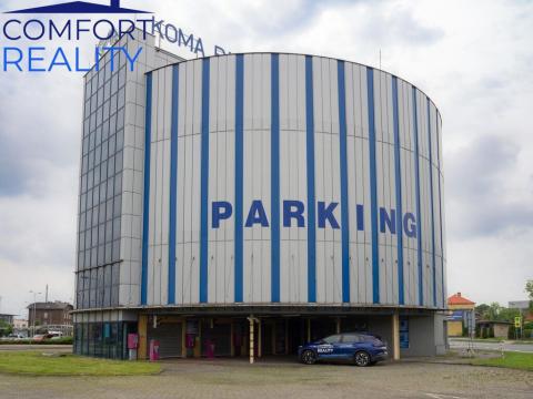 Prodej výrobních prostor, Ostrava - Svinov, náměstí Dr. Brauna, 2795 m2