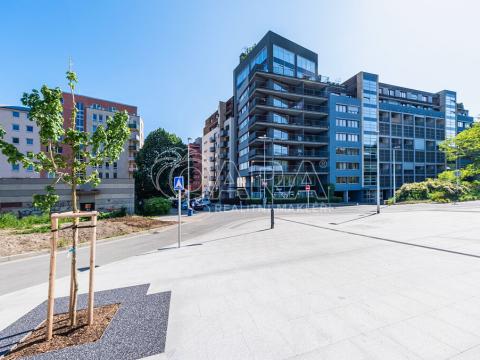 Pronájem bytu 2+kk, Praha - Vysočany, Podnádražní, 64 m2