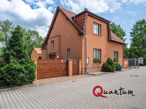 Prodej rodinného domu, Praha - Uhříněves, U Nadýmače, 177 m2