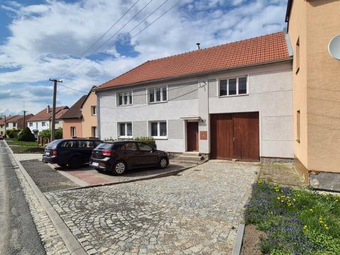 Prodej rodinného domu, Želeč, 180 m2