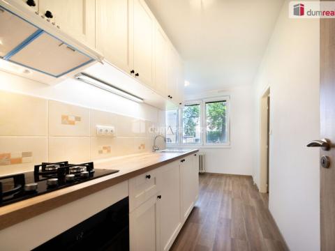 Pronájem bytu 2+1, České Budějovice - České Budějovice 5, Dobrovodská, 62 m2
