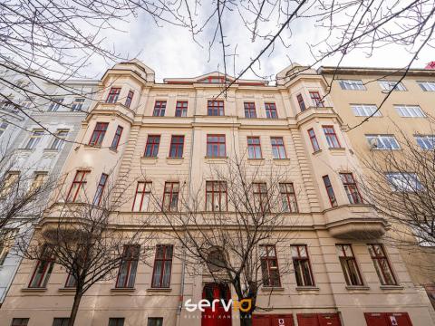 Prodej bytu 4+1, Brno, Čápkova, 137 m2
