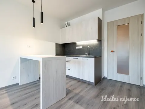Pronájem bytu 1+kk, Praha - Háje, Výstavní, 34 m2