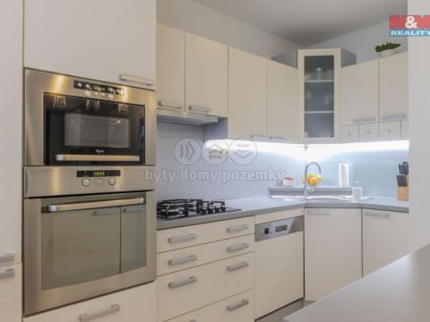Prodej bytu 3+1, Zlín, Moravská, 73 m2