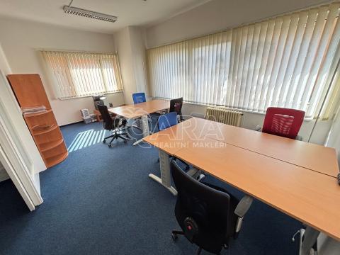 Pronájem kanceláře, Beroun - Beroun-Město, Nám. M.Poštové, 39 m2