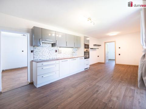Prodej bytu 3+1, Benešov nad Černou - Ličov, 62 m2