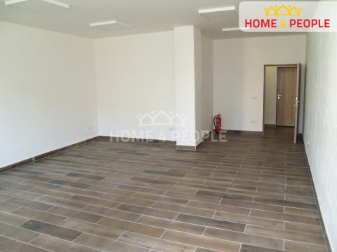Pronájem obchodního prostoru, Chodov, Školní, 21 m2