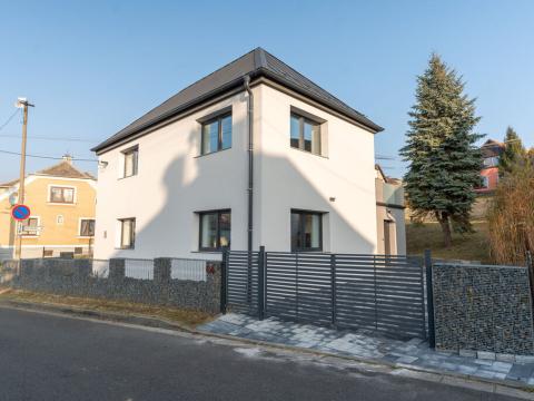 Prodej rodinného domu, Chuchelná, Petra Bezruče, 236 m2