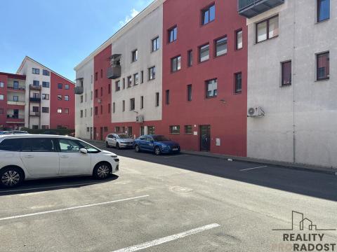 Pronájem bytu 2+kk, Vyškov, Smetanovo nábřeží, 67 m2